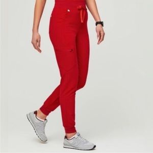 FIGS women's Winning Red
Zamora™M - Jogger
Scrub Pants - S /
Winning Red
